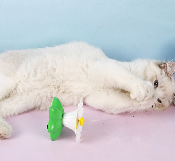 FLYPAW™ Interactive Cat Toy